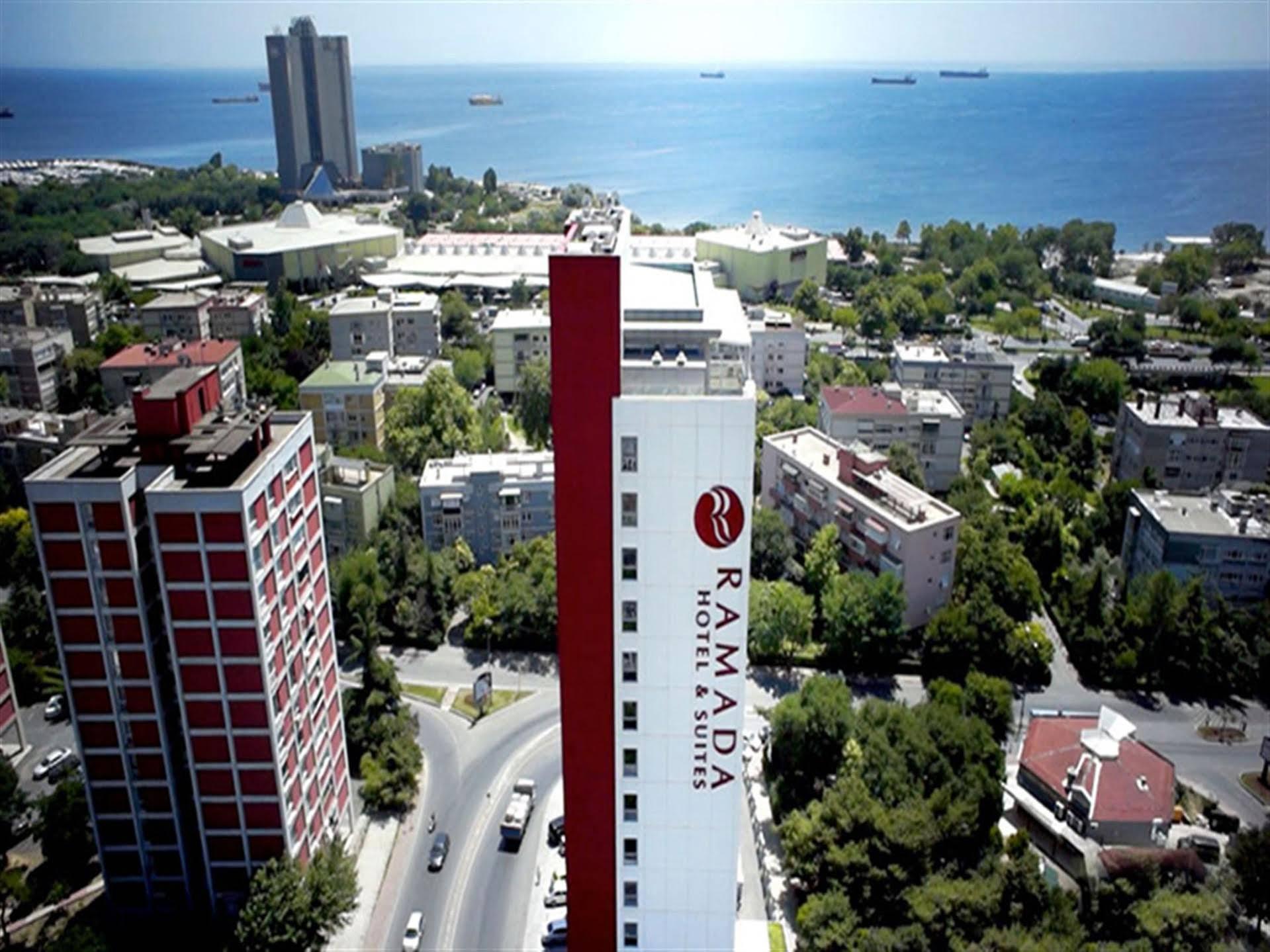 Hotel Ramada Plaza By Wyndham Istanbul Atakoy Exterior foto